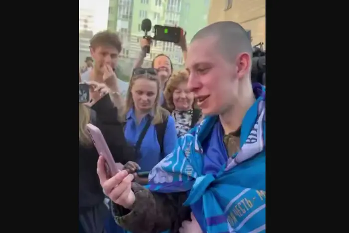 After more than three years of waiting: the defender called his beloved after being released from captivity