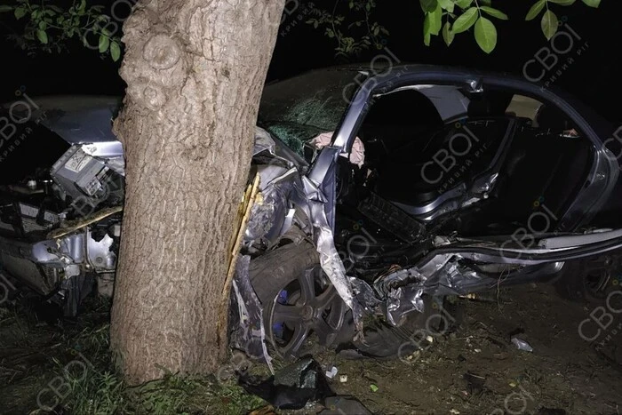 W Krzywym Rogu miała miejsce straszna wypadek drogowy: ucierpiała rodzina z dzieckiem