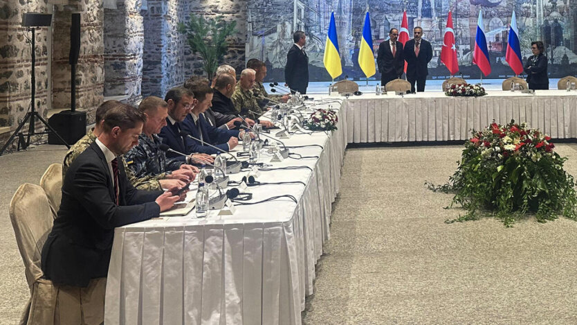 Bloomberg: Russia put forward five maximalist demands in negotiations with Ukraine in Istanbul