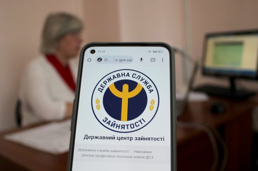 Державна служба зайнятості: 70% ВПО знаходять роботу