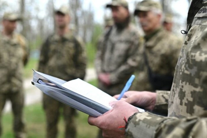Die Landstreitkräfte werden vor den Ukrainern über die Arbeit des TCK berichten: Erste Daten sind aufgetaucht