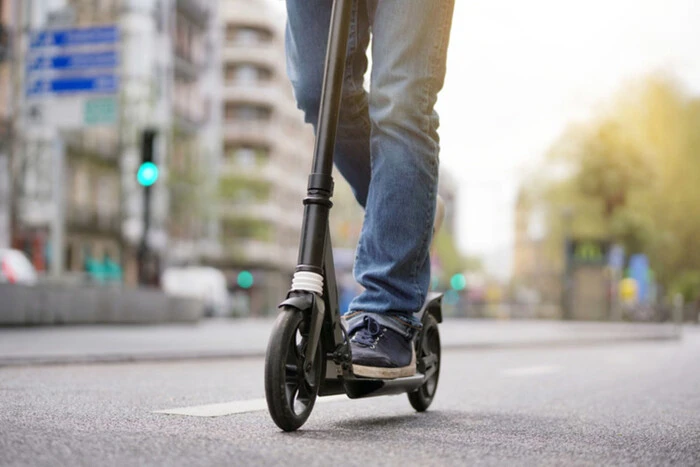 Die Anzahl der Verstöße von E-Scooter-Fahrern ist erheblich gestiegen: Statistiken