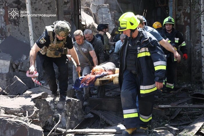 Strike on Dnipro: number of casualties has increased (updated)