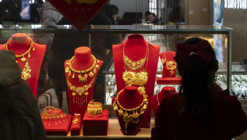 China gold and foreign exchange reserves sixth month