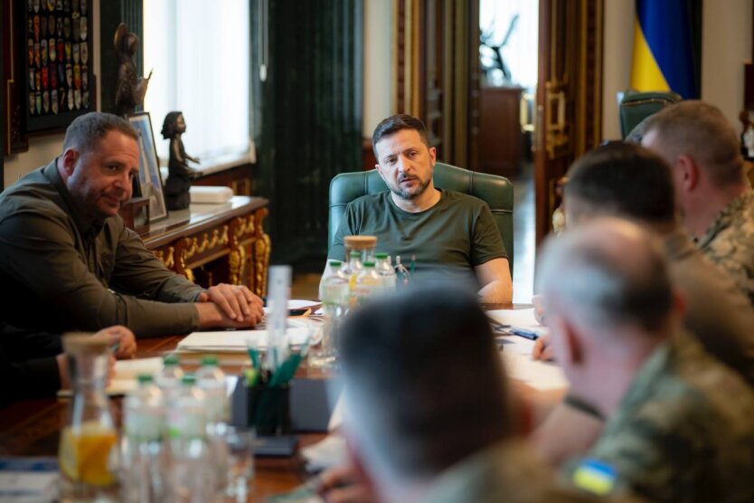 Selenskyj: Die Ukraine wird die Schaffung ihrer eigenen Ballistik beschleunigen und die Luftfahrt mit F-16 stärken