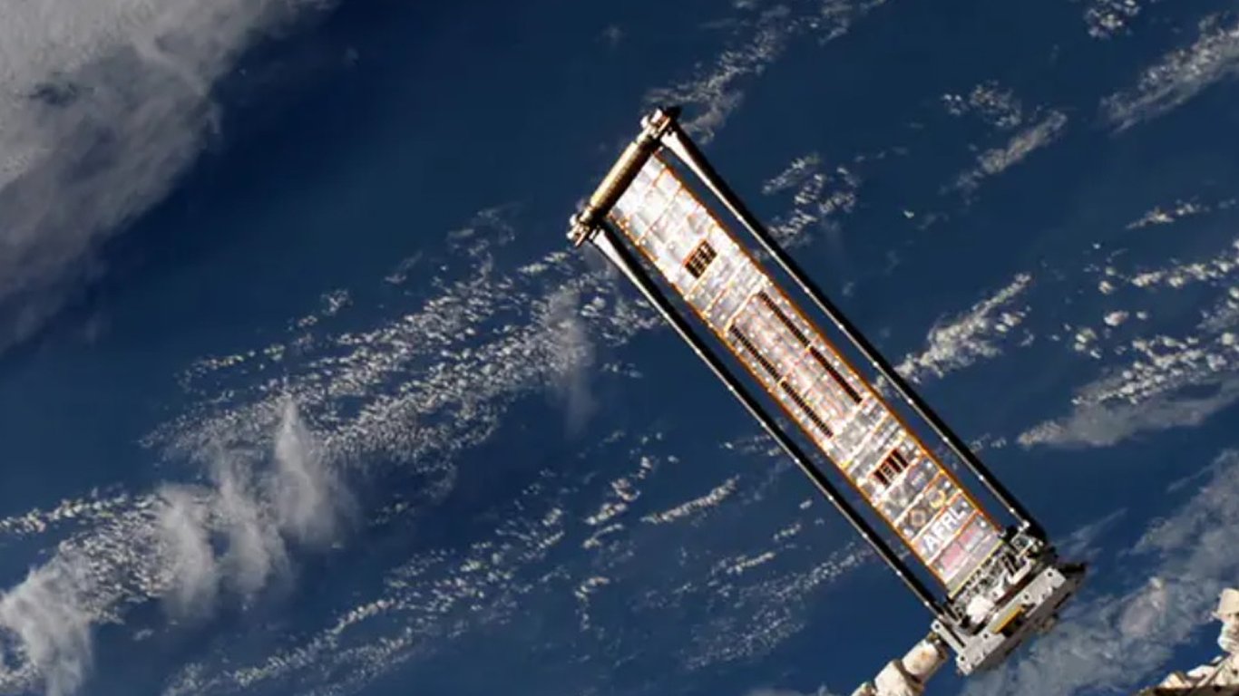 Solar Energy on the Moon - How New Energy Technologies Will Change NASA Missions