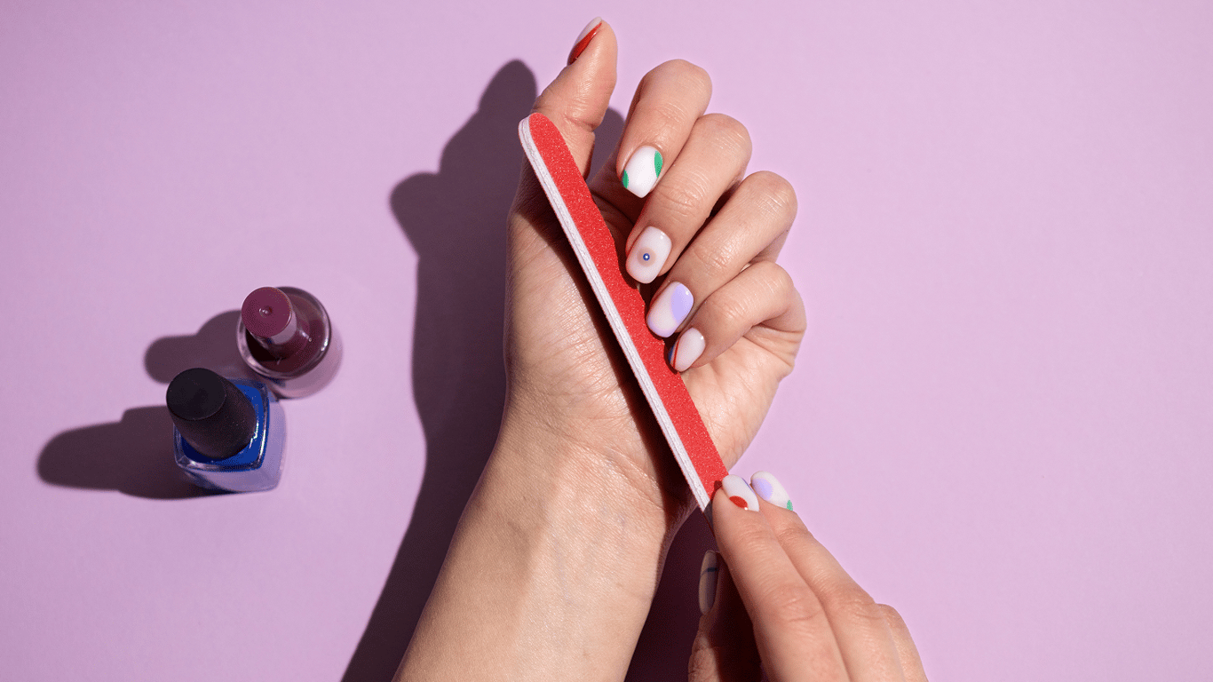 Der neue Trend - Nageldesigns, die Sie vor Misserfolgen schützen