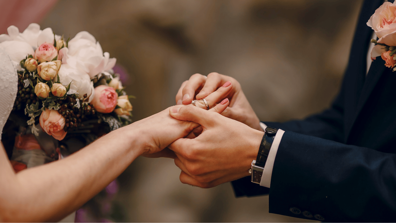Wedding Gift in 2025 - What Amounts are Considered Normal in Ukraine