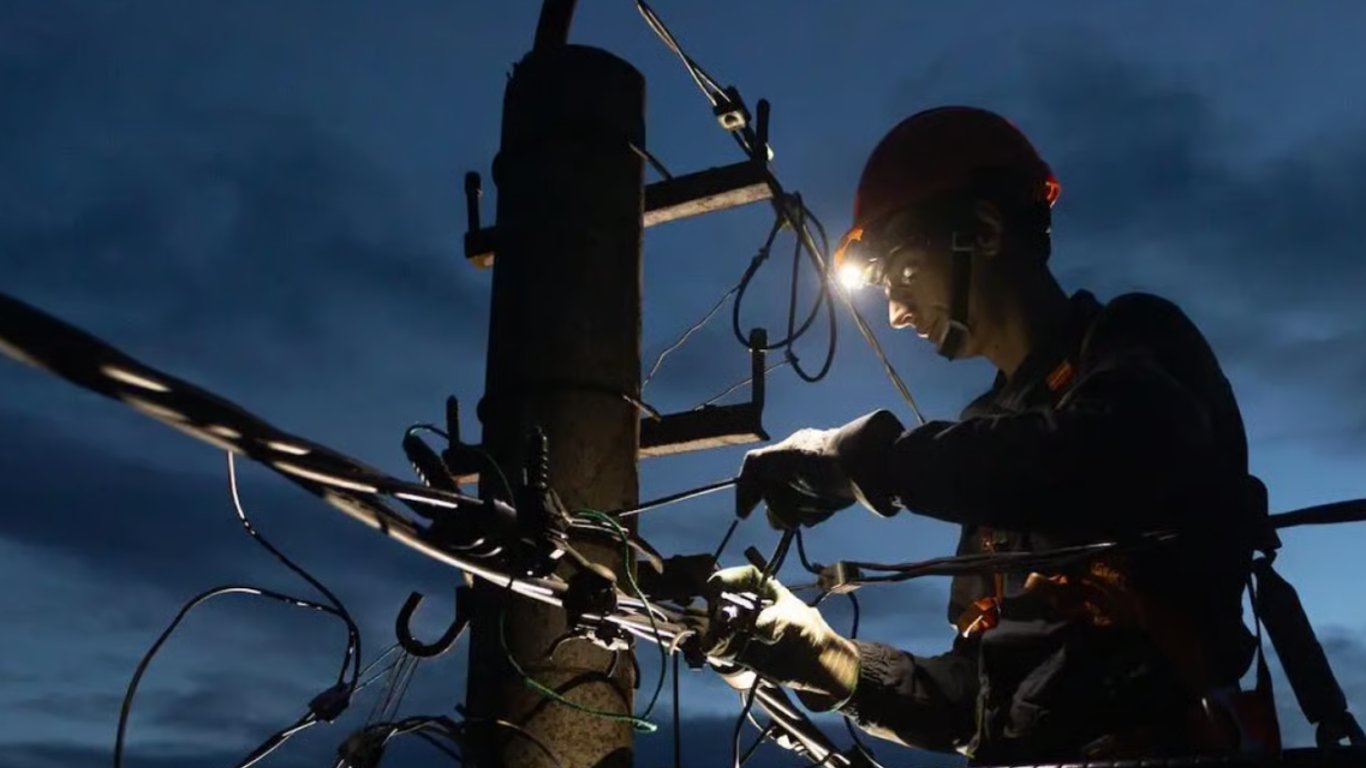 Massive power outages in Kryvyi Rih due to Russian attack