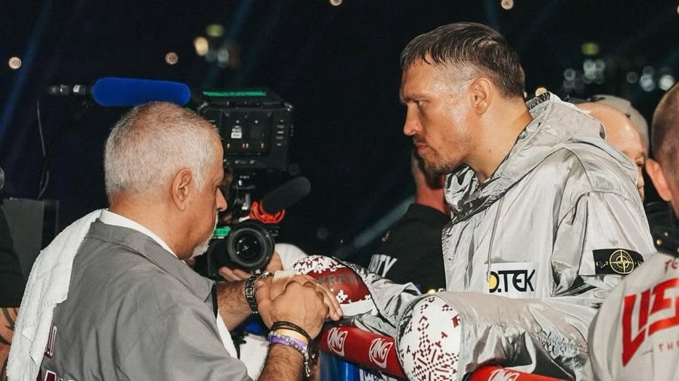 Шевченко забрав в Усика пояс та пояснив свій вчинок