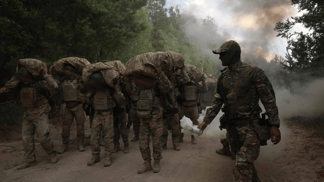 Six Additional Payments - What Military Personnel Will Receive in August
