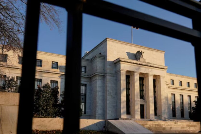 Die US-Notenbank untersucht im 'Feuerlöschmodus' die Auswirkungen von Trumps Zöllen auf die Wirtschaft